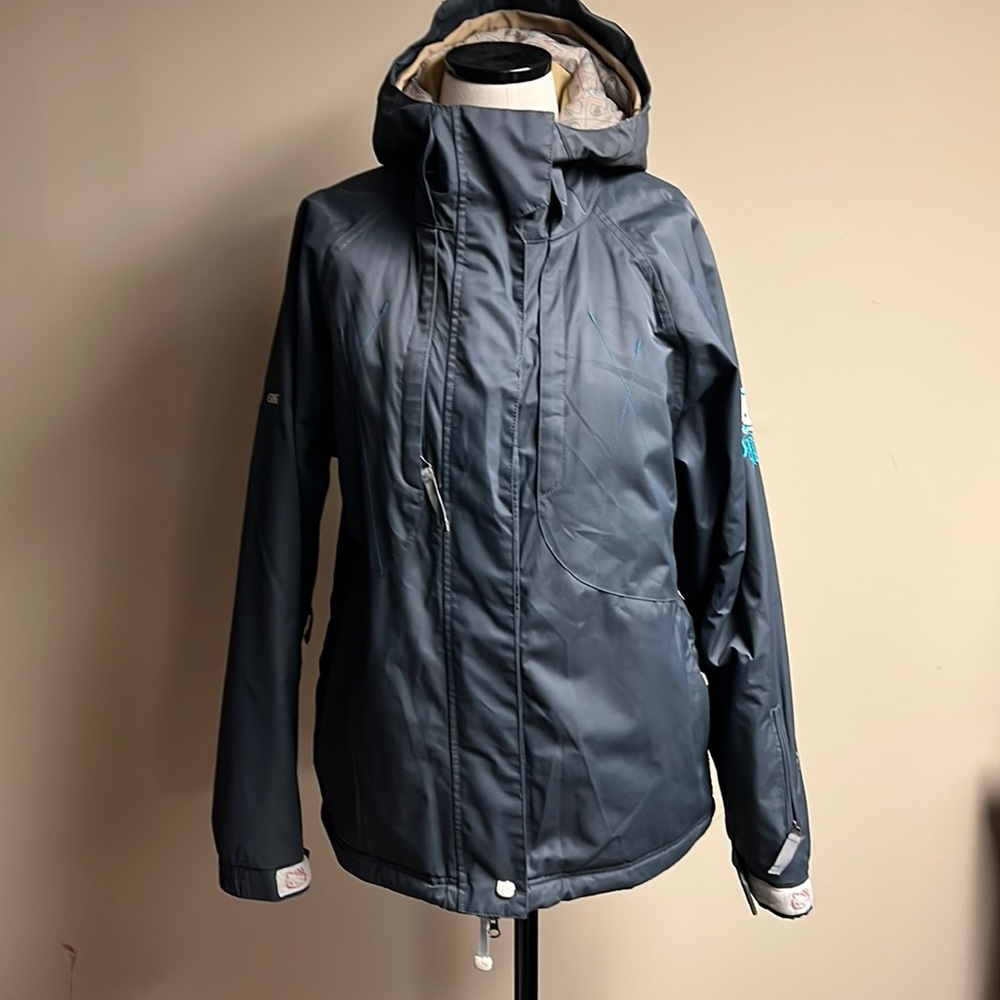 686 women’s snowboarding jacket